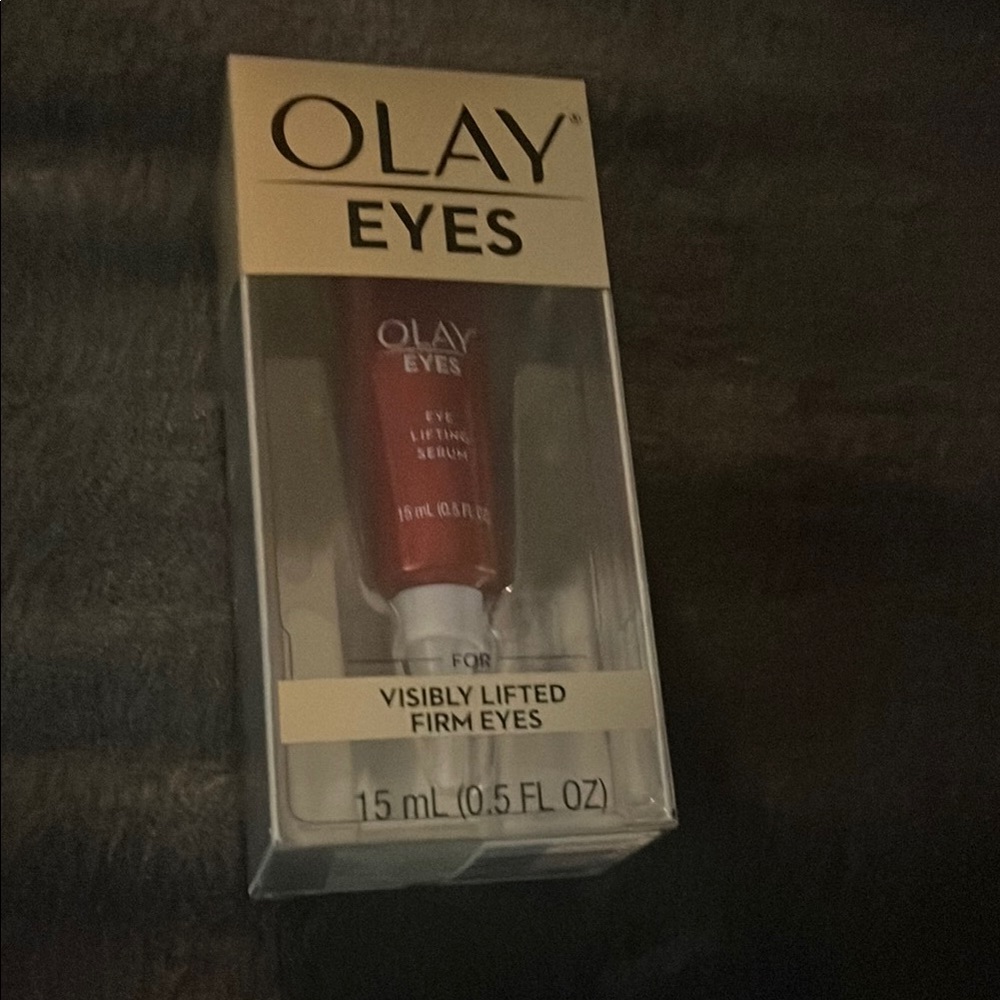 NWT Olay Eyes Depuffing Eye Roller